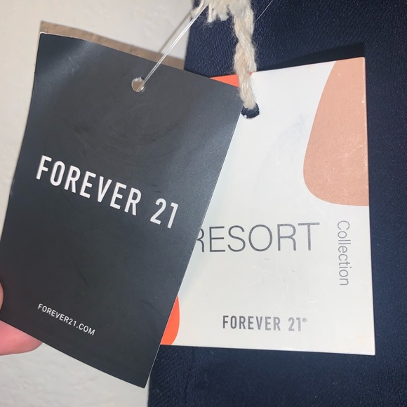 Navy Blue Skirt - Picture 4 of 4